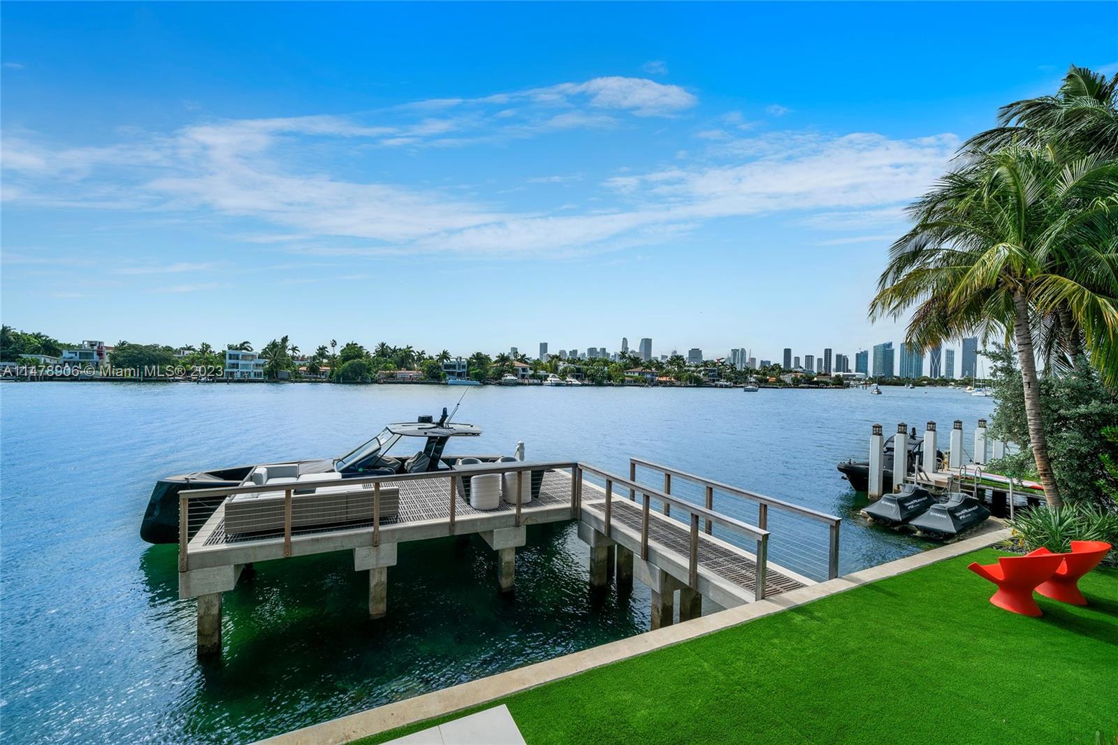 HIBISCUS ISLAND - Residential