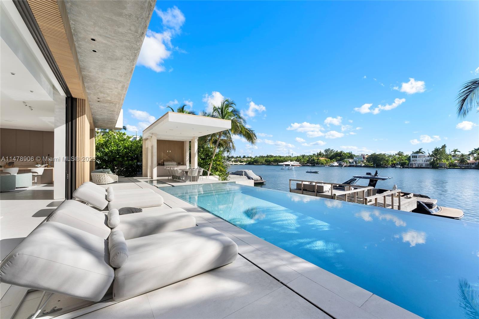 HIBISCUS ISLAND - Residential