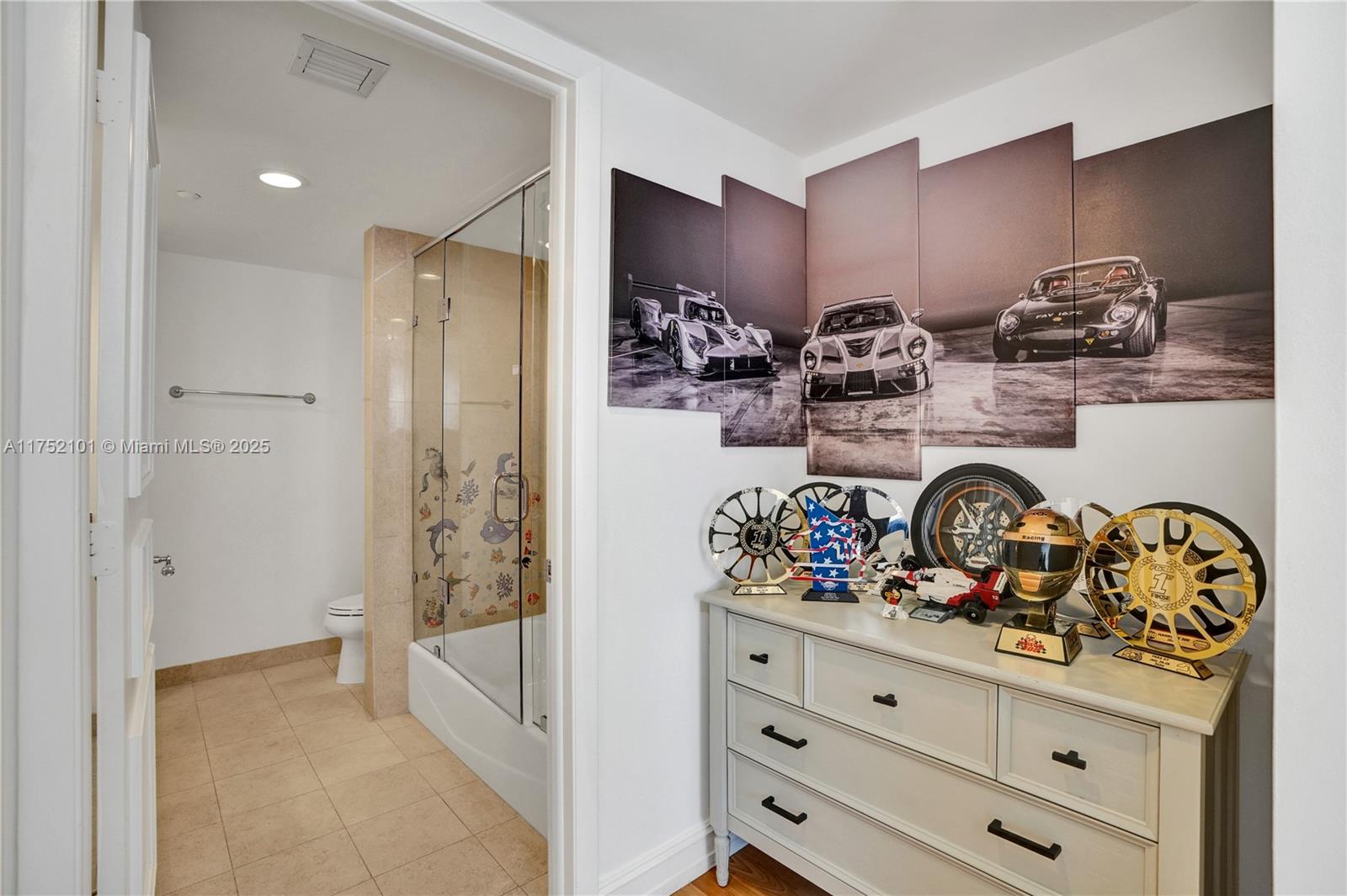 OCEAN THREE CONDO - Residential