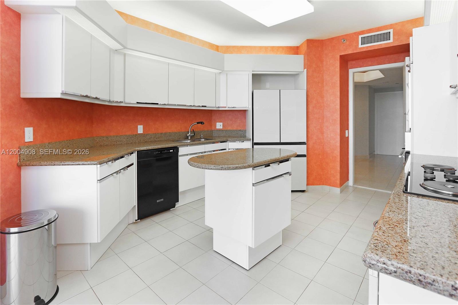 ONE ISLAND PLACE CONDO II - Residential