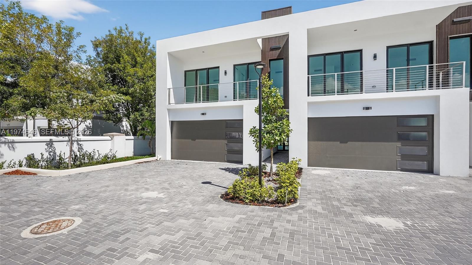 H20 DANIA BEACH - Residential