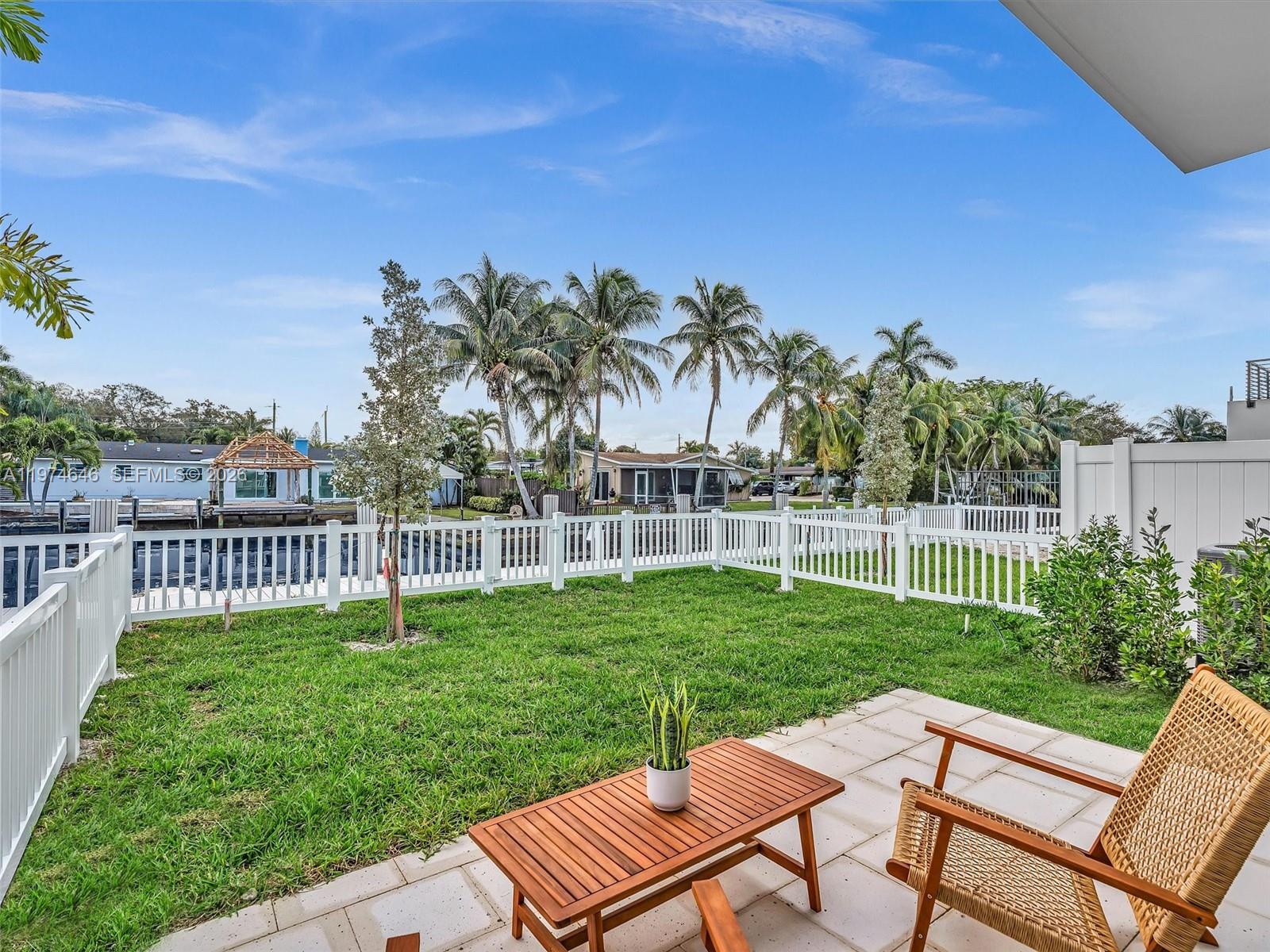 H20 DANIA BEACH - Residential