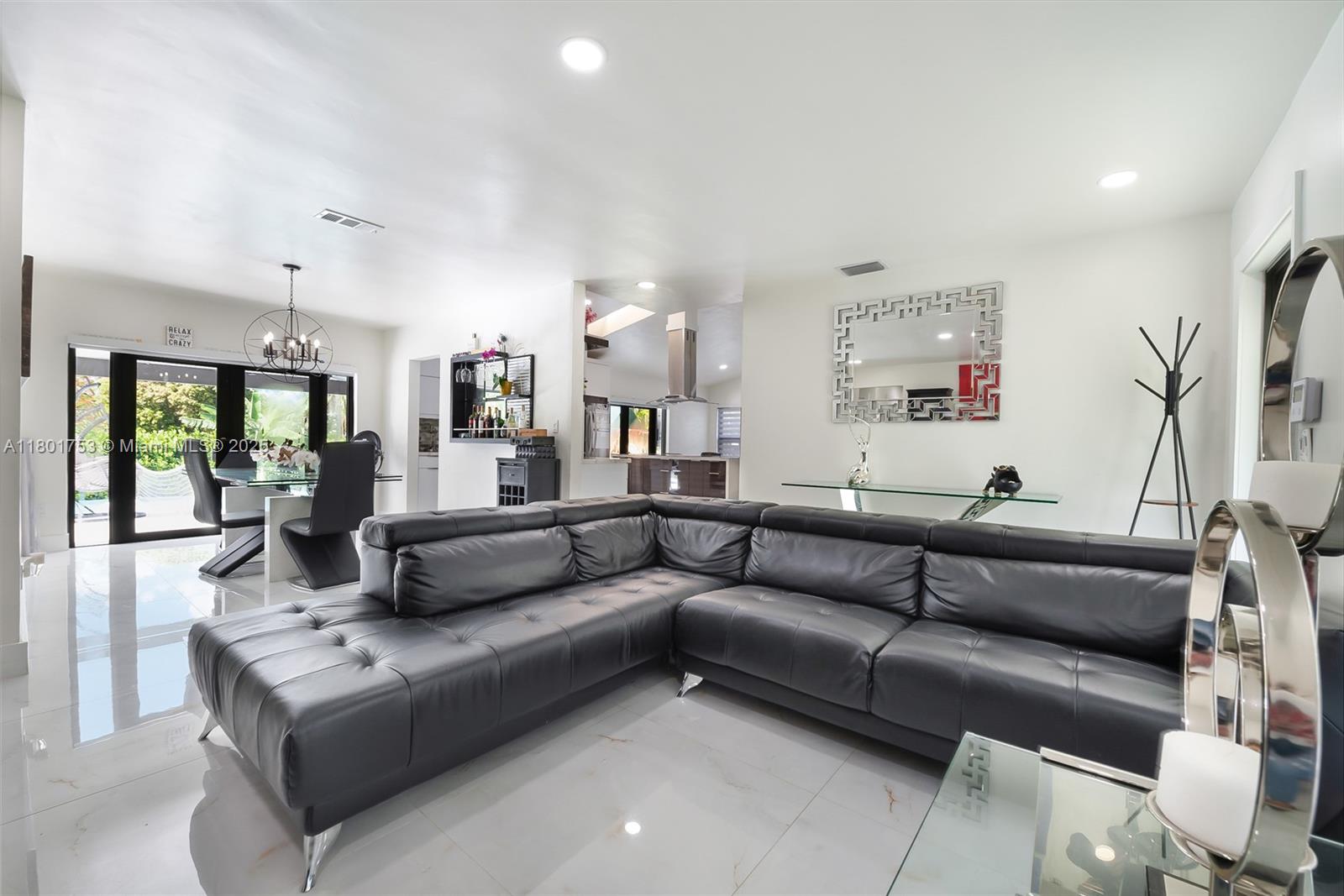 SECTION 21 BEL-AIRE - Residential