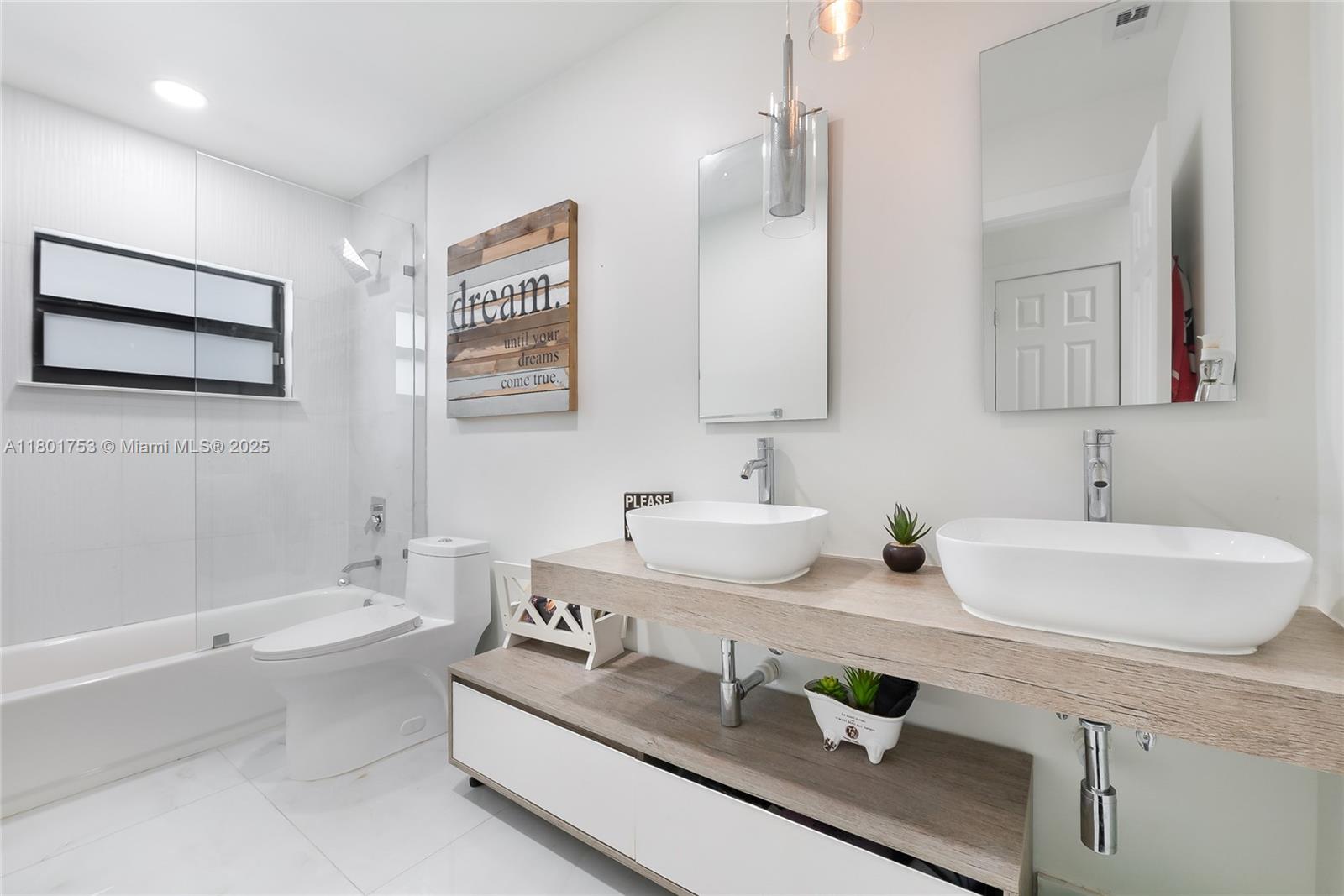 SECTION 21 BEL-AIRE - Residential