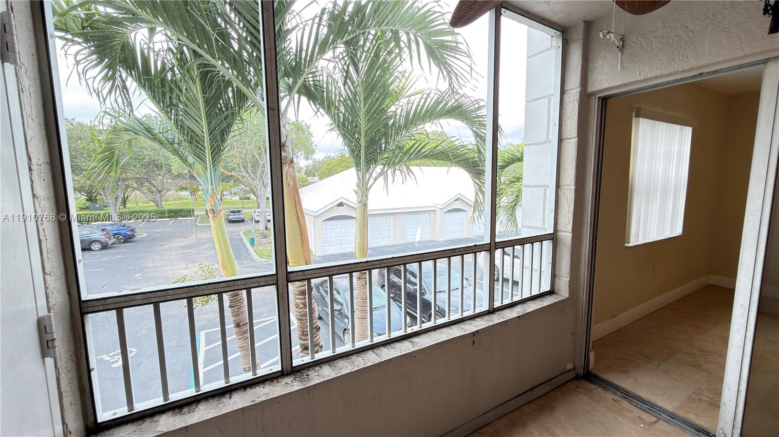 LAKEVIEW CLUB CONDO - Residential Lease