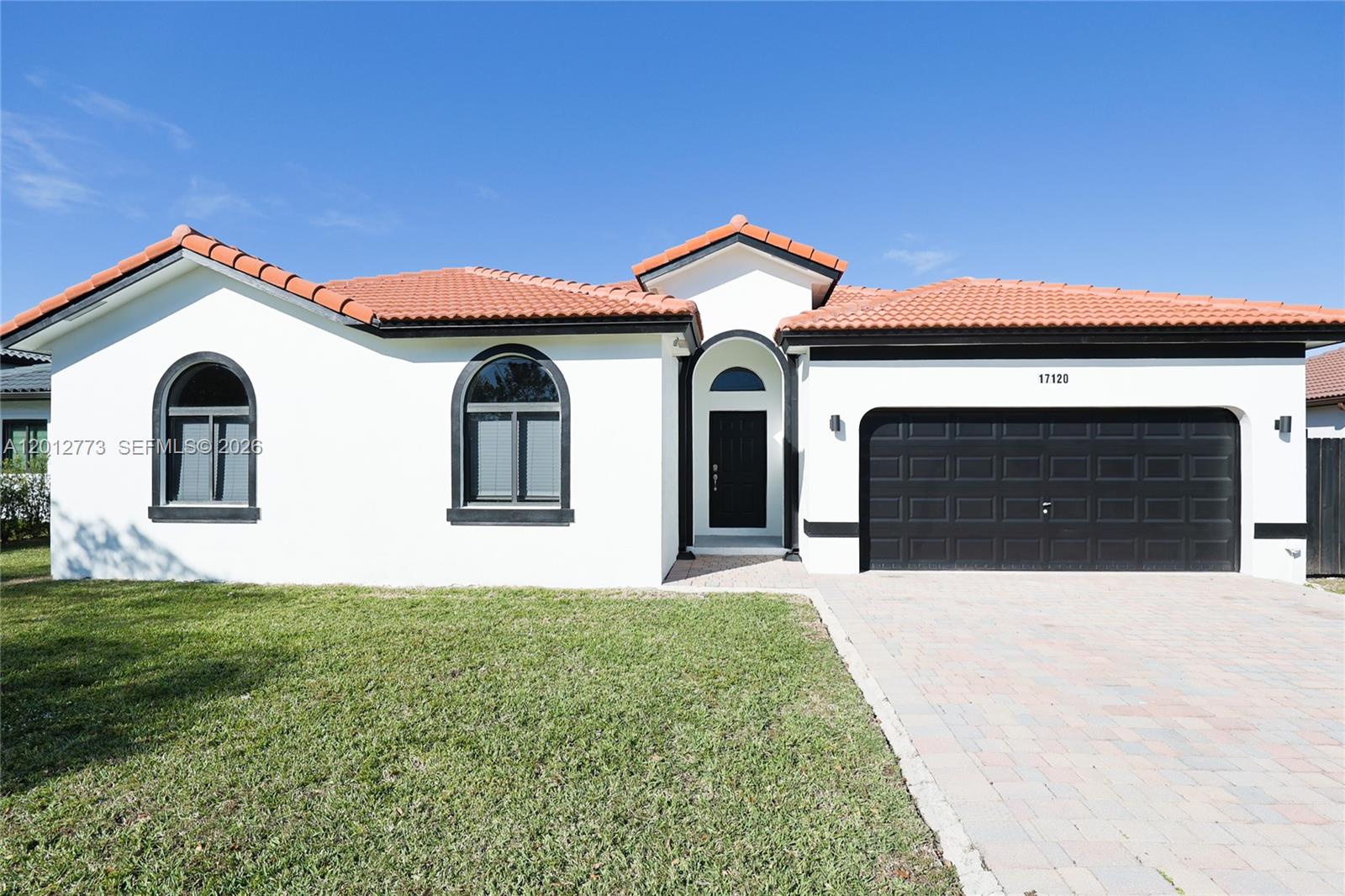 VICTORIA BAY ESTATES - Residential Lease