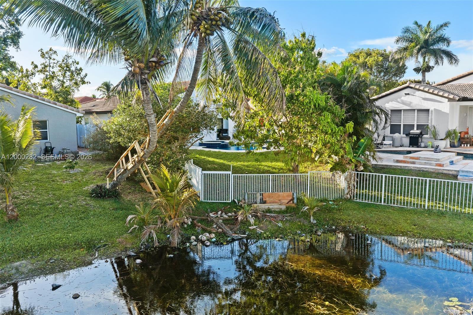 POD 11 AT MONARCH LAKES - Residential