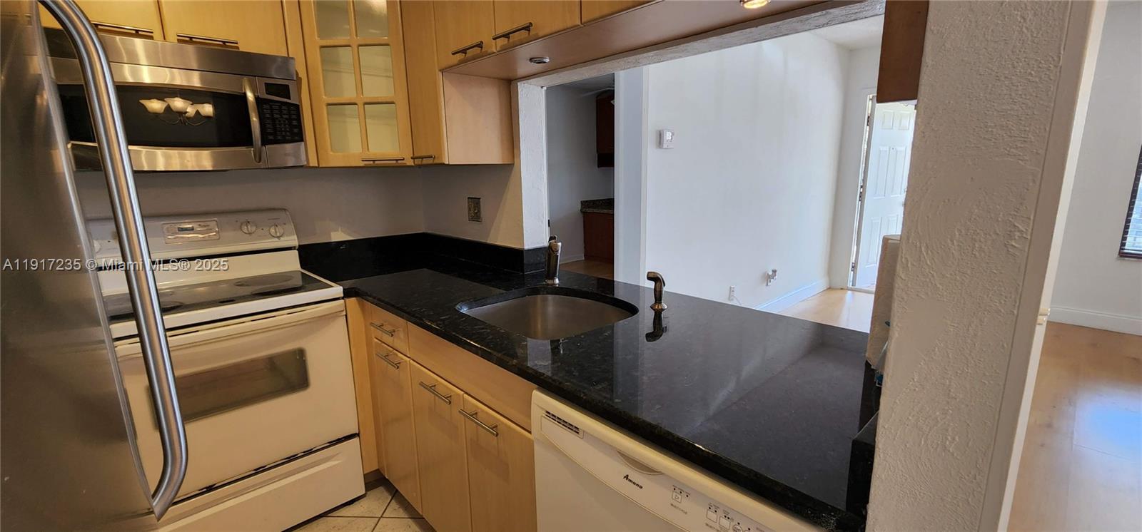 WINDING LAKE 2 AT WELLEBY - Residential