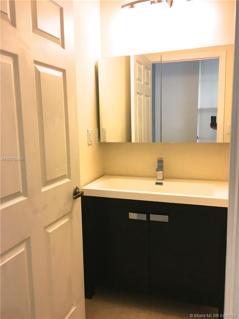 Meadow Pines 173-40 B - Residential Lease