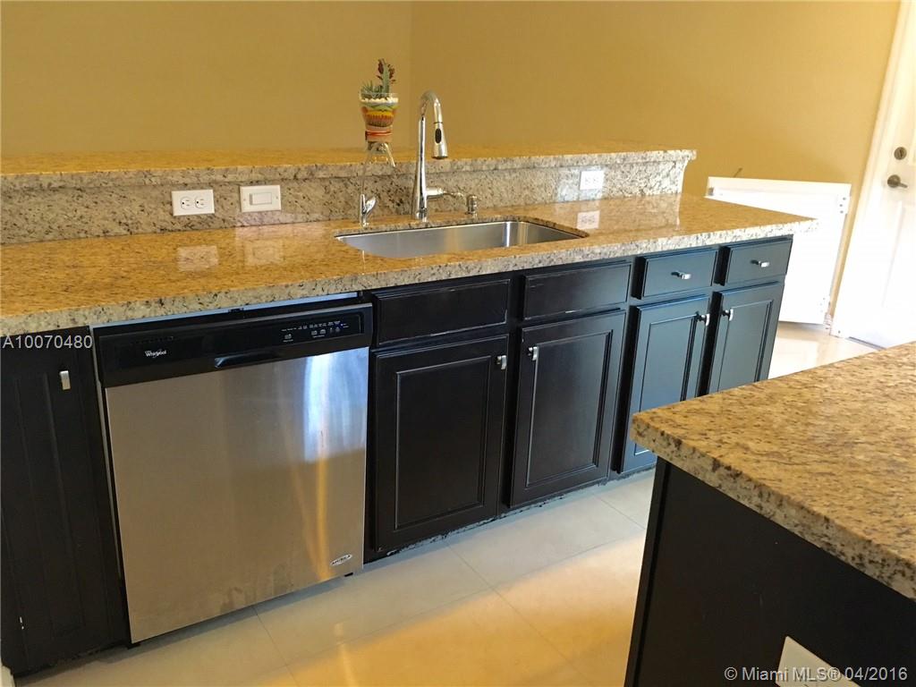 Meadow Pines 173-40 B - Residential Lease