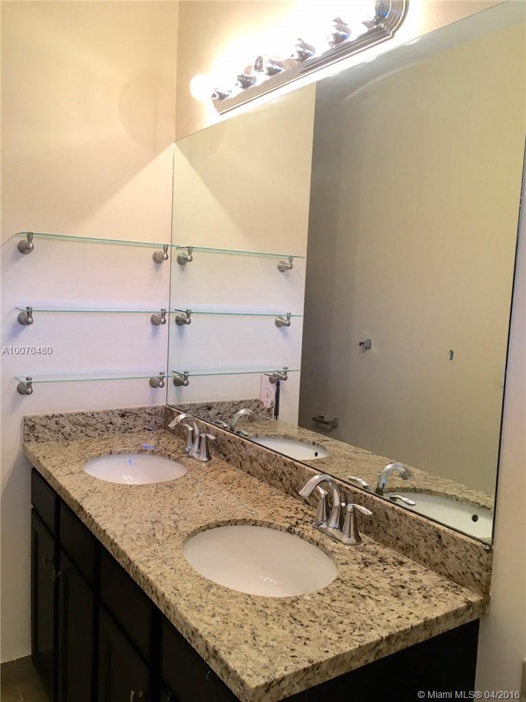 Meadow Pines 173-40 B - Residential Lease