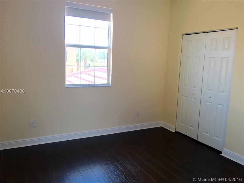Meadow Pines 173-40 B - Residential Lease