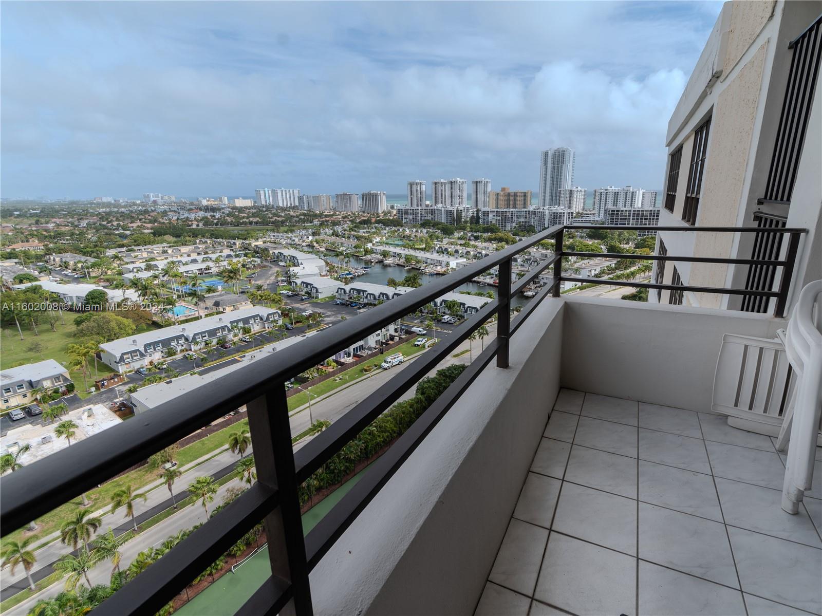 OLYMPUS CONDO PHASE - Residential