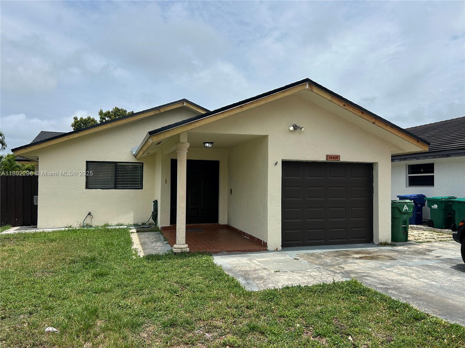 14431 Sw 111th Ter, Miami, Broward County, Florida - 3 Bedrooms  
2 Bathrooms - 