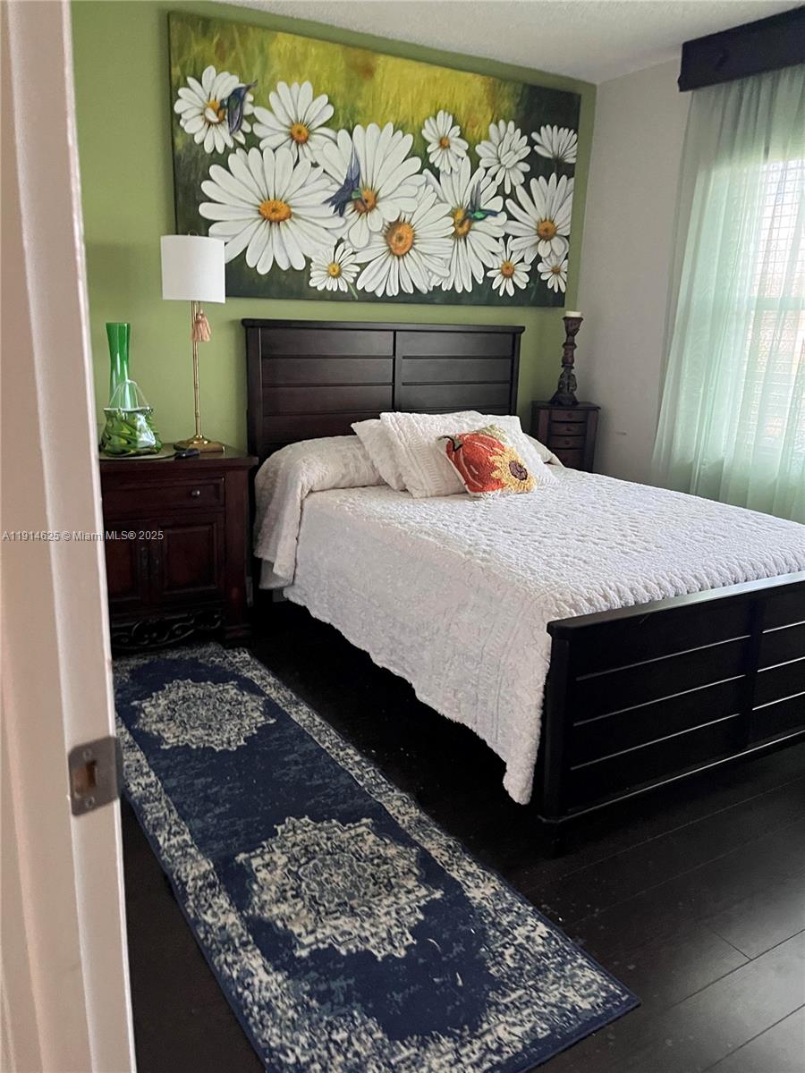 SUNRISE LAKES 105 CONDO - Residential