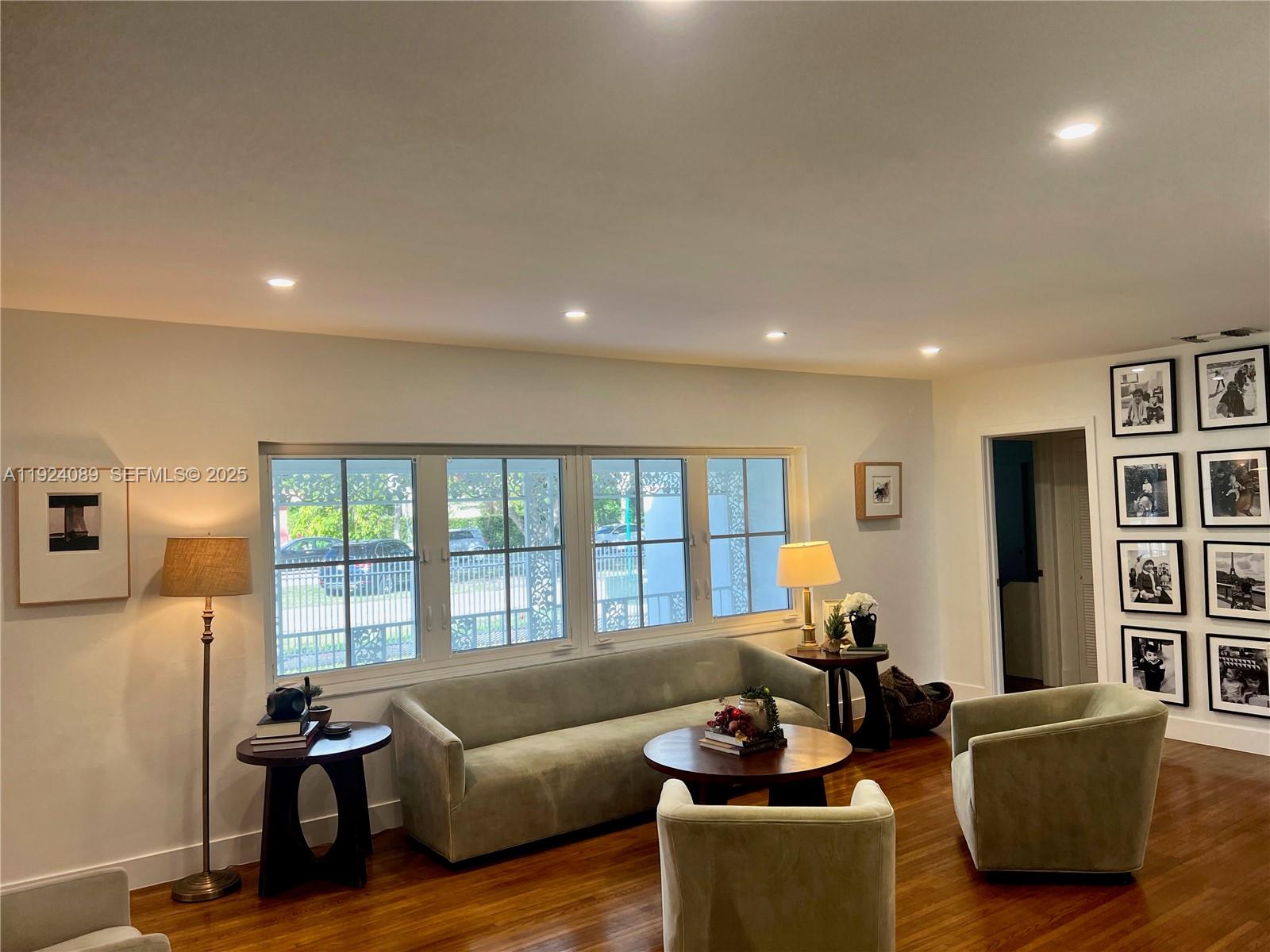 CORAL GABLE COUNTRY CLUB - Residential