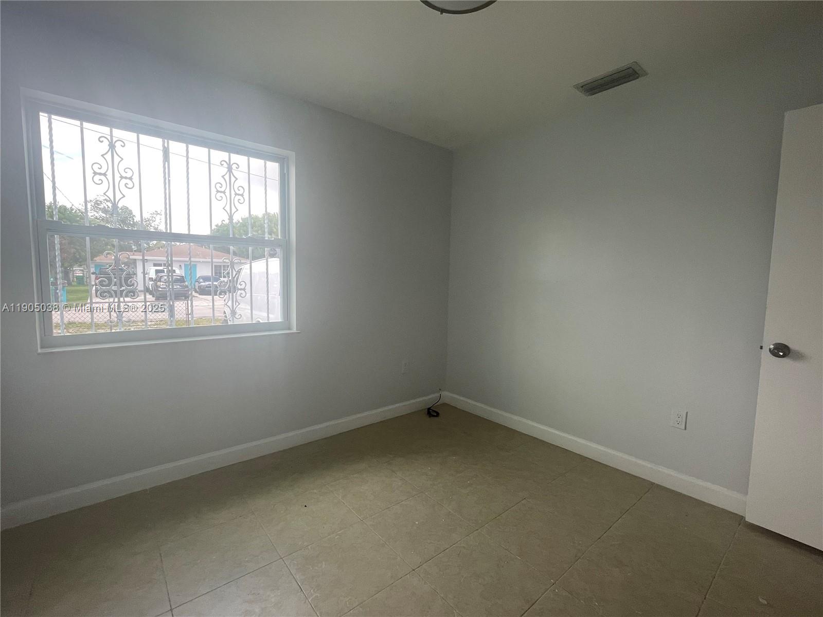 MIDWAY PARK - Residential