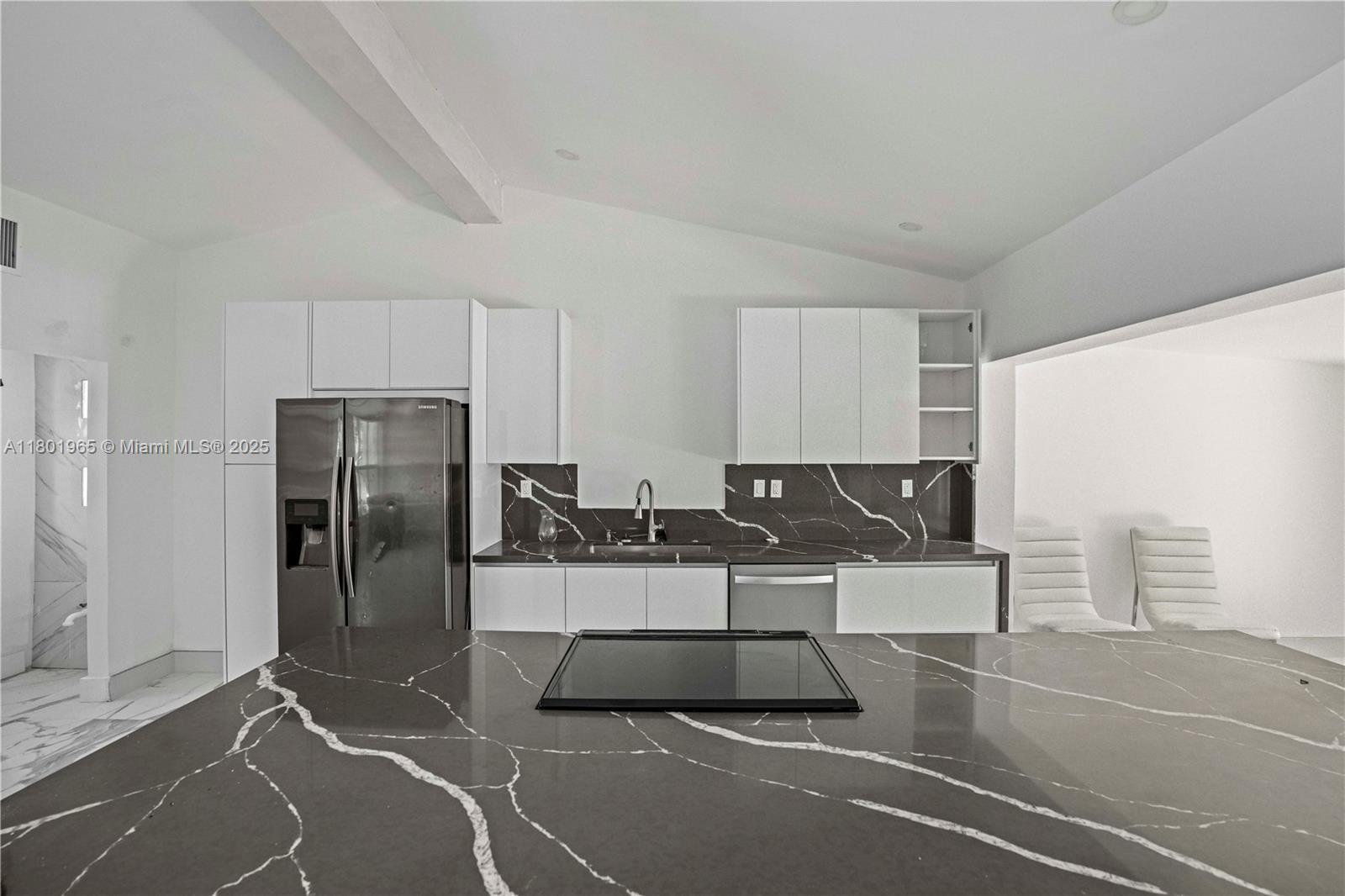 LAUDERDALE ISLES NO 2-BLK - Residential