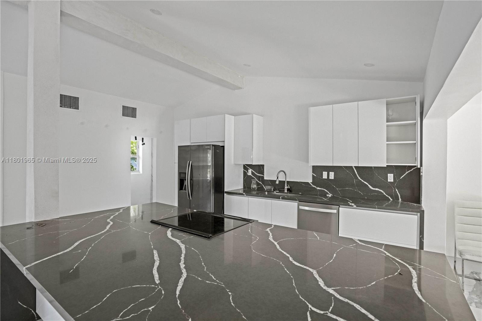 LAUDERDALE ISLES NO 2-BLK - Residential