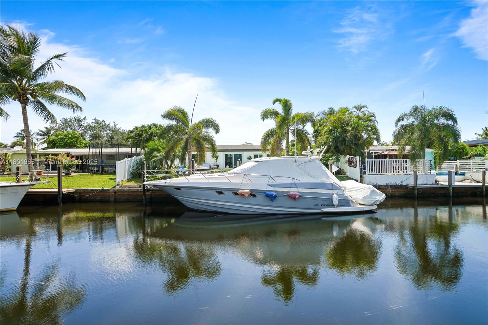 LAUDERDALE ISLES NO 2-BLK - Residential
