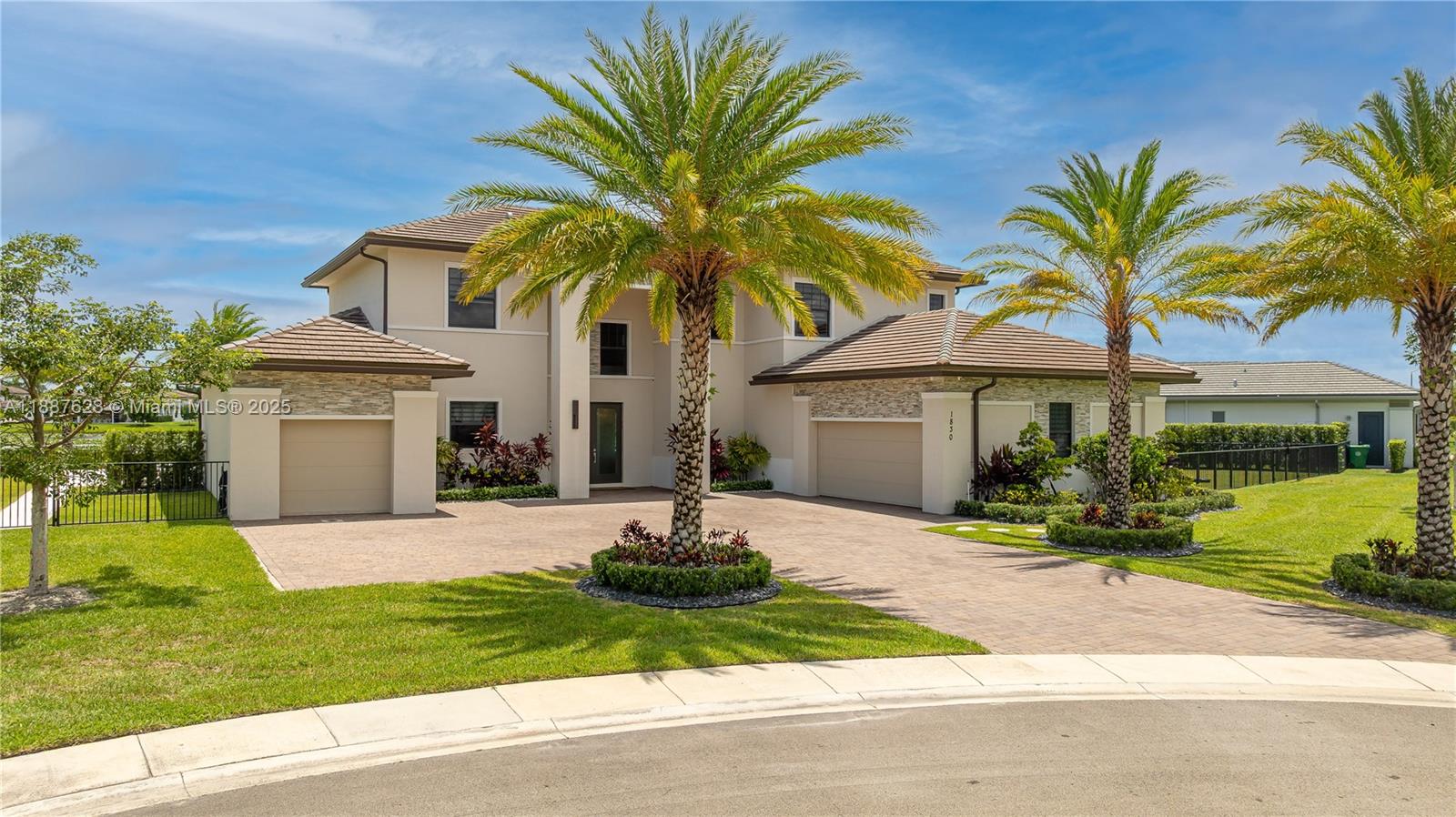 SIERRA ESTATES - Residential