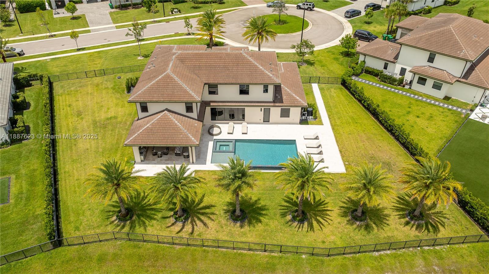 SIERRA ESTATES - Residential