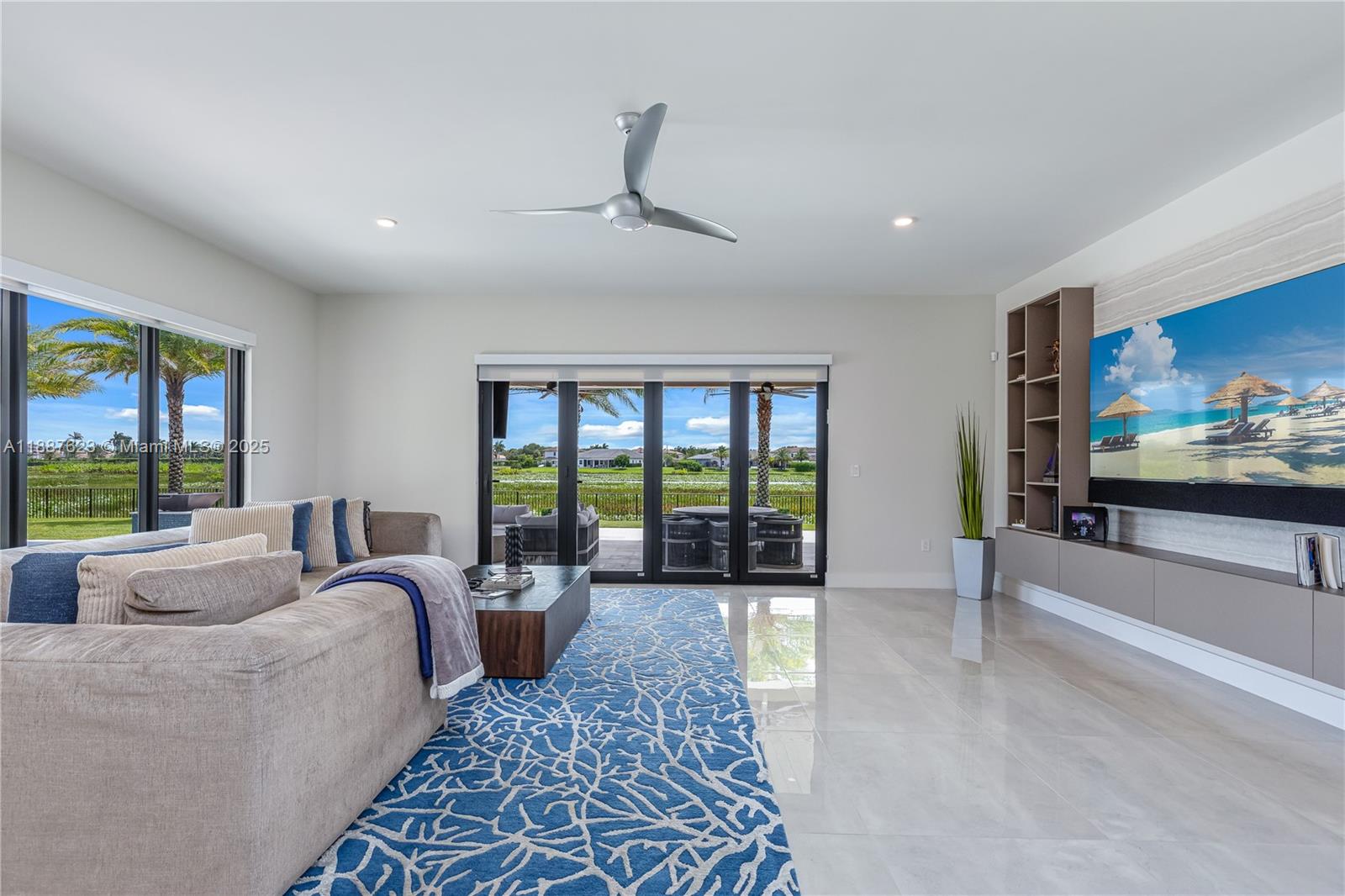 SIERRA ESTATES - Residential