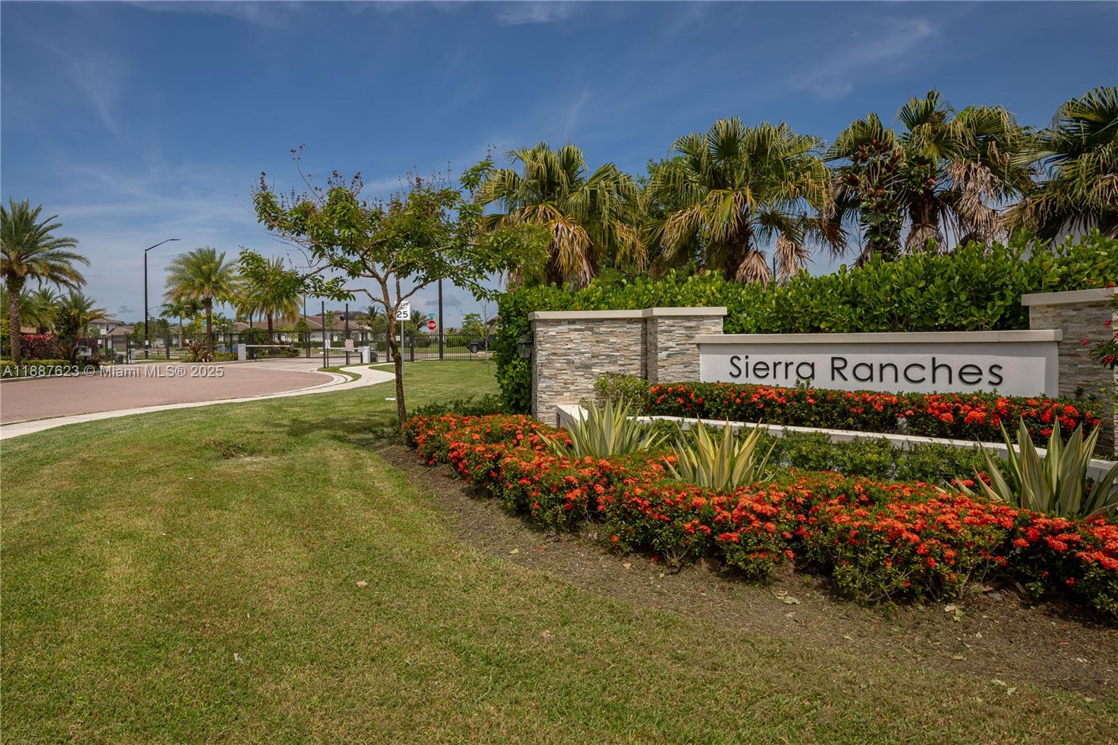 SIERRA ESTATES - Residential