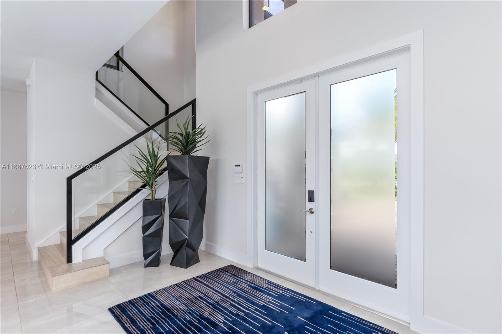 SIERRA ESTATES - Residential