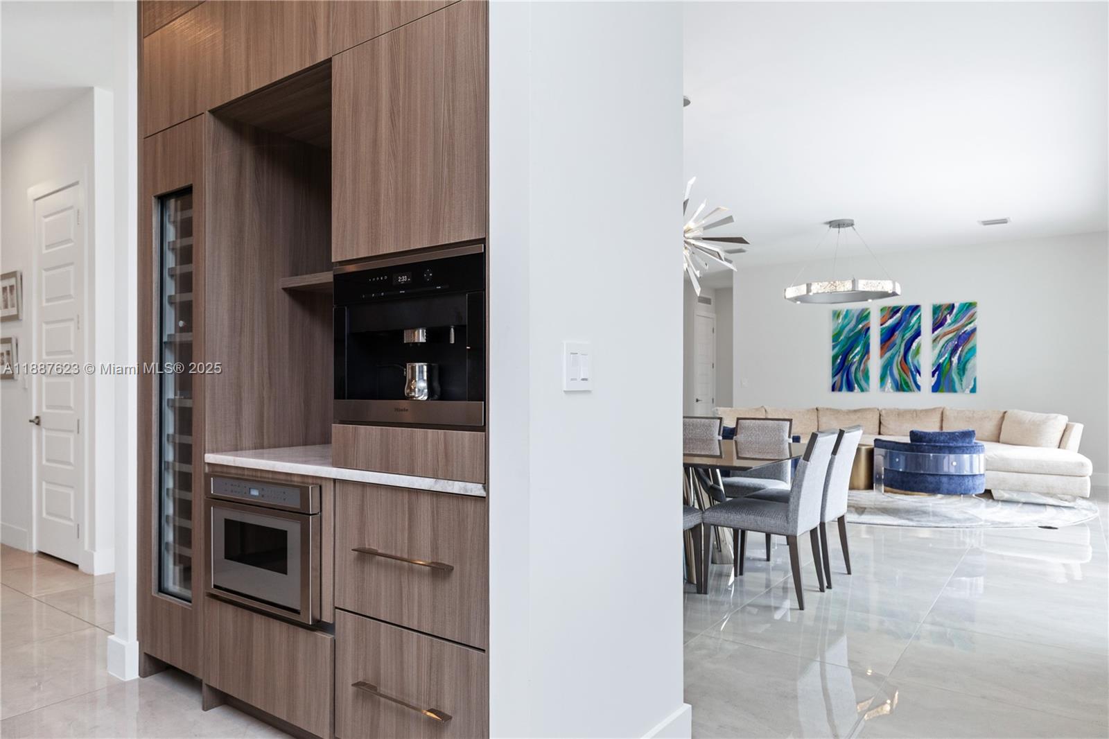 SIERRA ESTATES - Residential