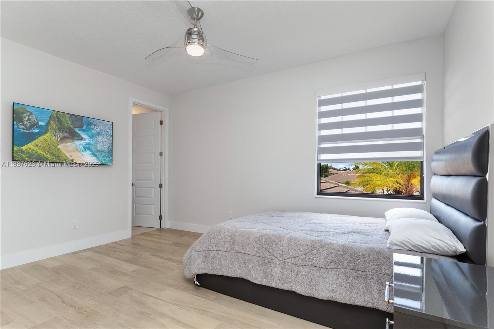 SIERRA ESTATES - Residential