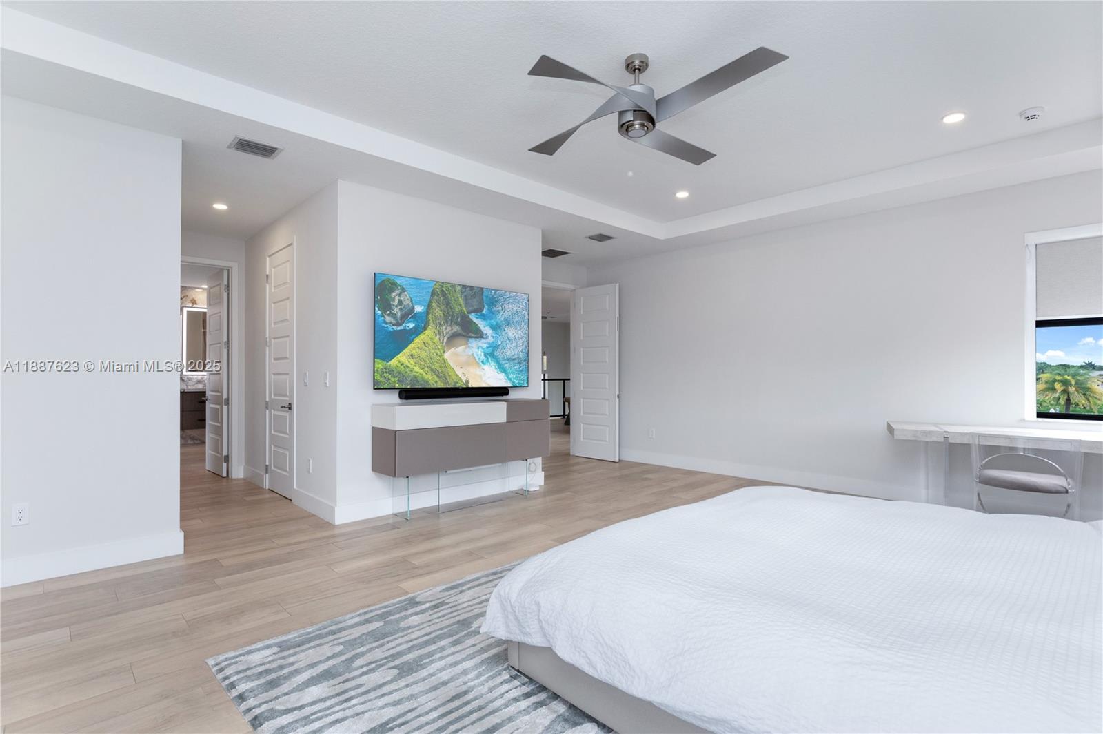 SIERRA ESTATES - Residential