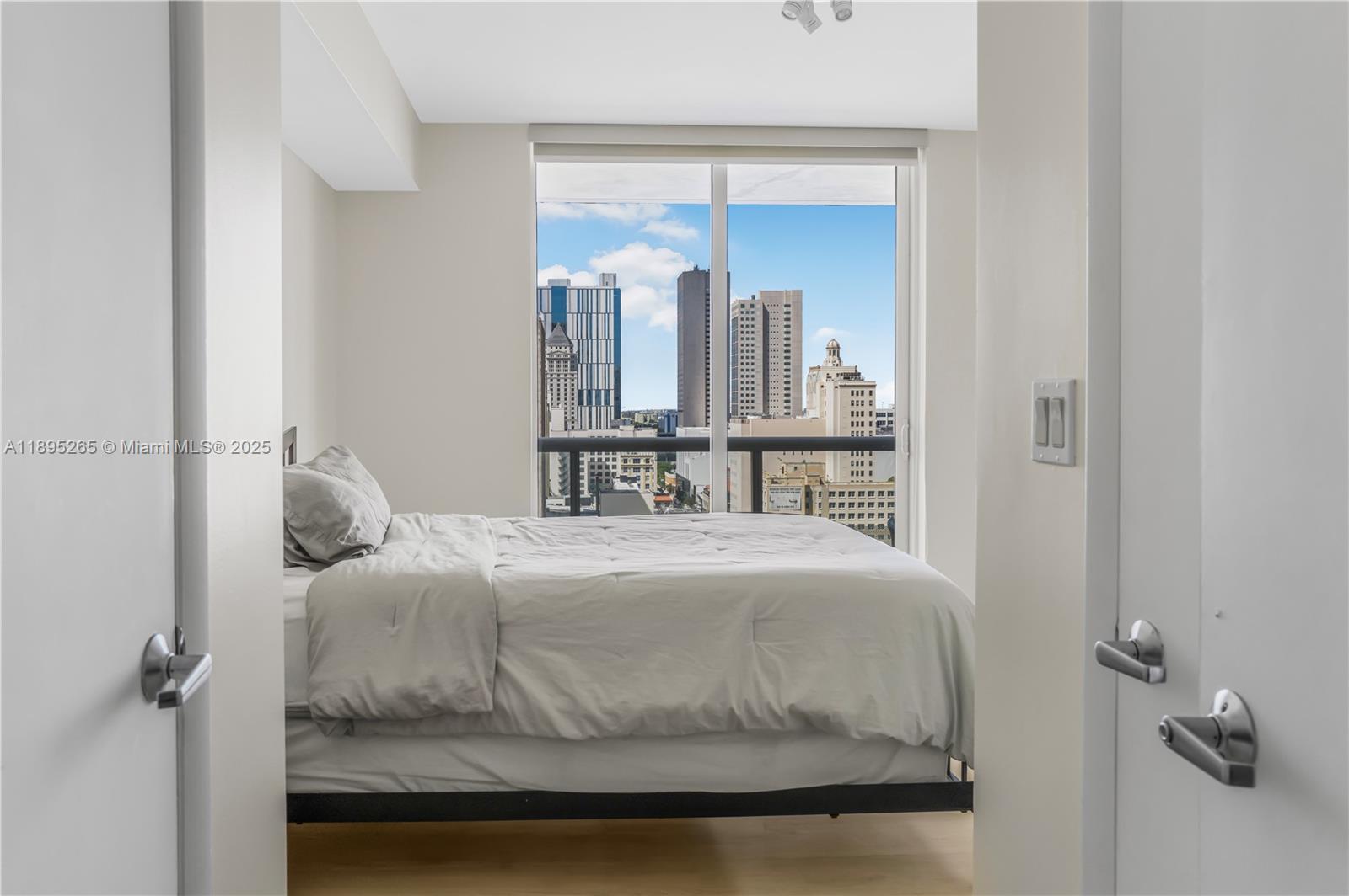 50 BISCAYNE CONDO - Residential