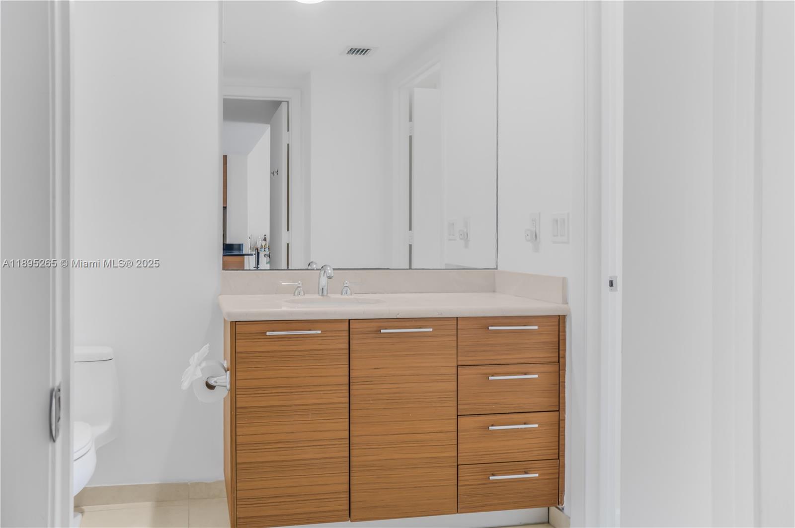 50 BISCAYNE CONDO - Residential