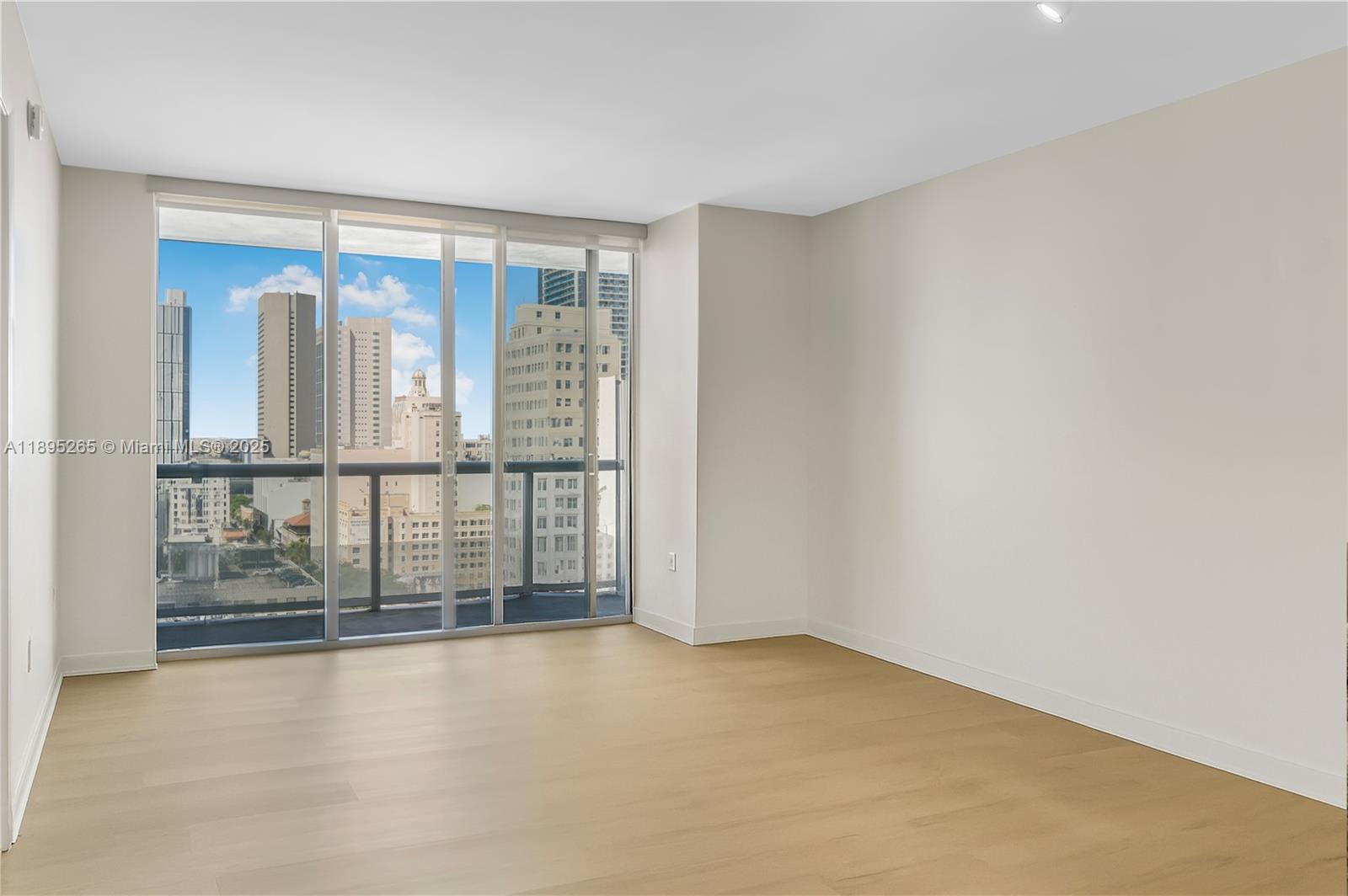 50 BISCAYNE CONDO - Residential