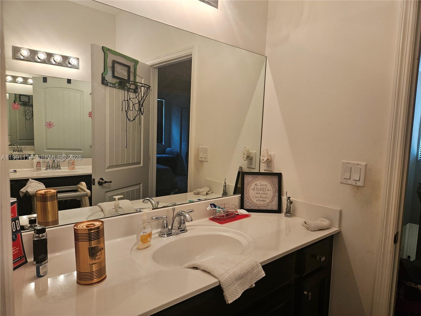 COUNTRY GARDENS SOUTH - Residential