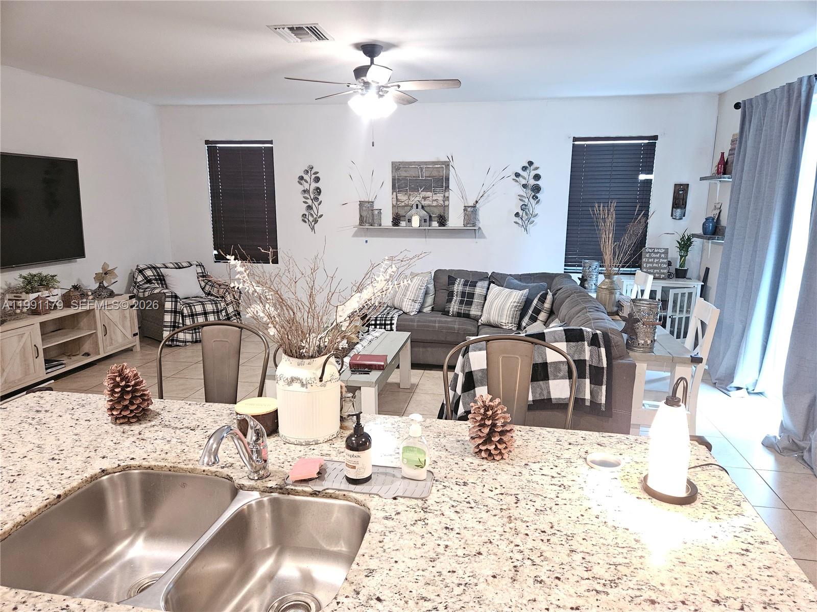 COUNTRY GARDENS SOUTH - Residential