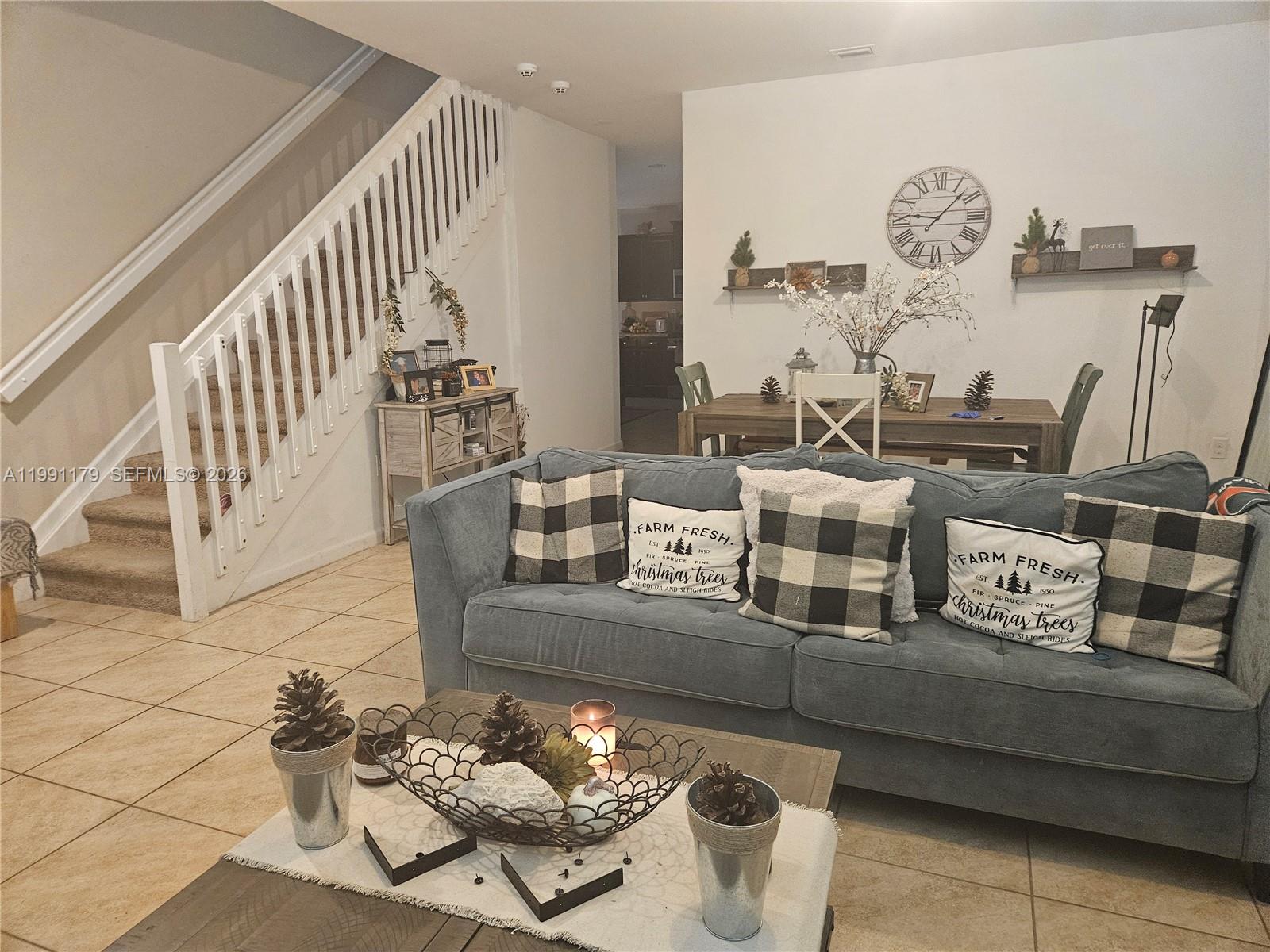 COUNTRY GARDENS SOUTH - Residential