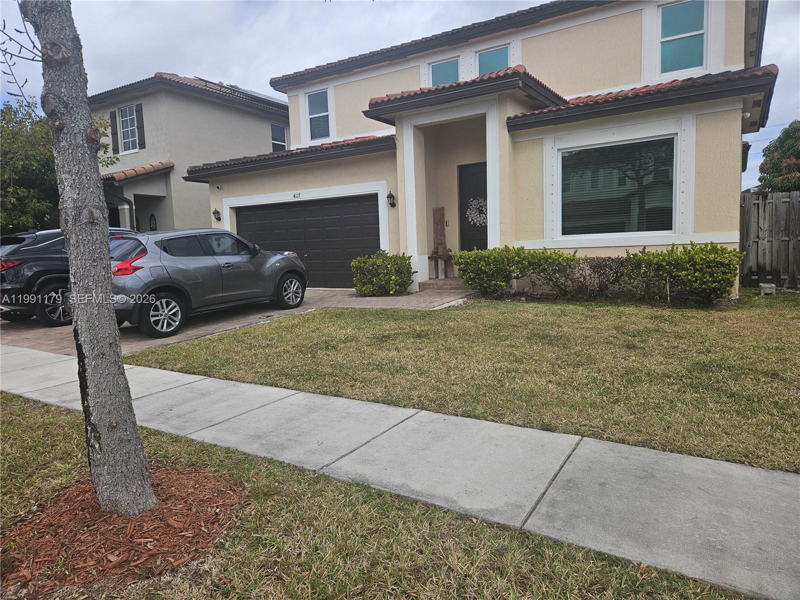 COUNTRY GARDENS SOUTH - Residential