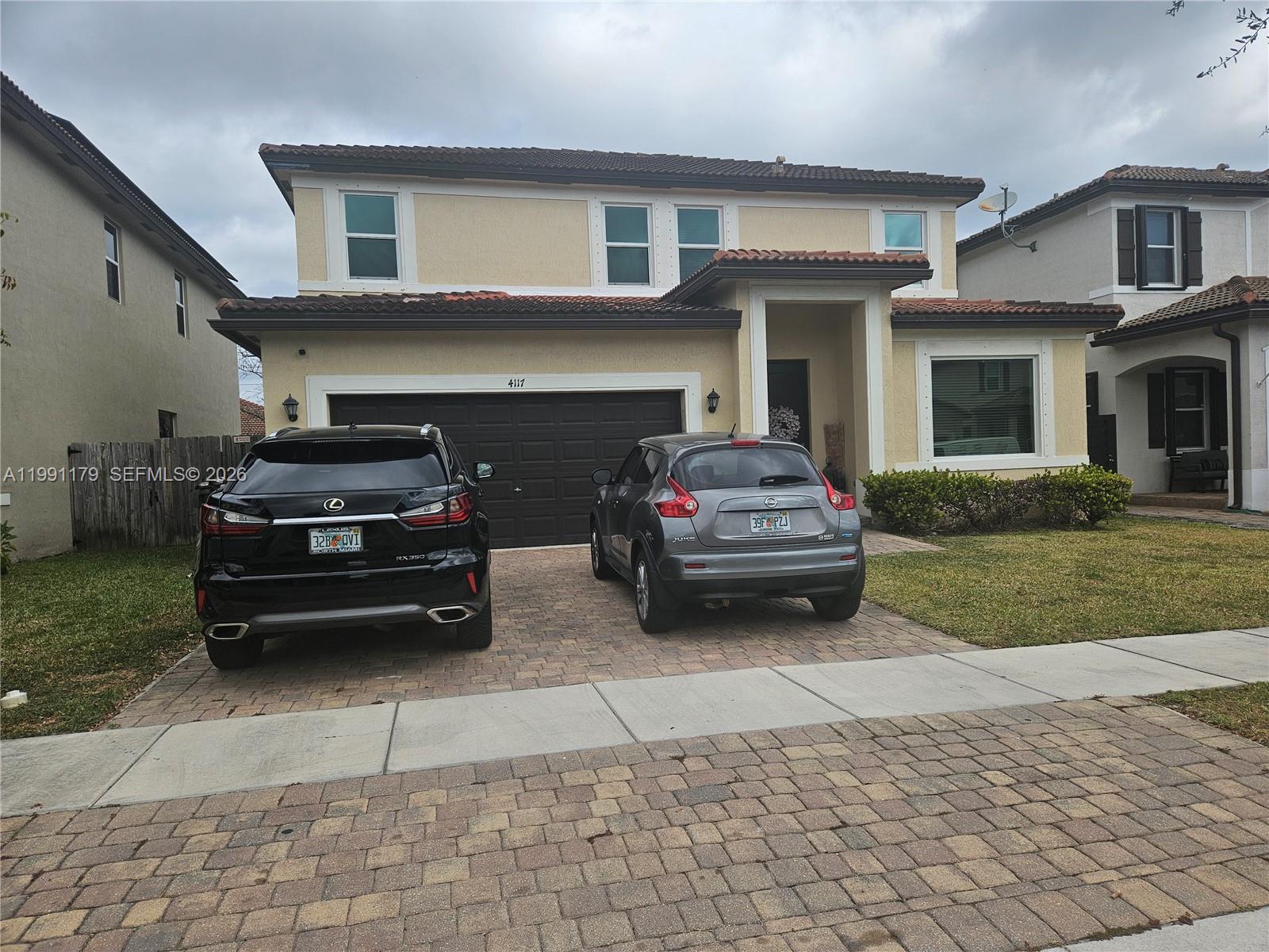 COUNTRY GARDENS SOUTH - Residential