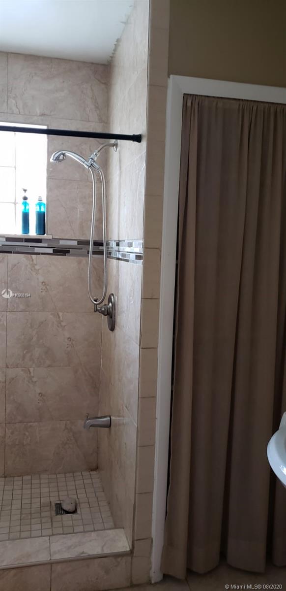 LIME GROVE ESTATES SEC 4 - Residential