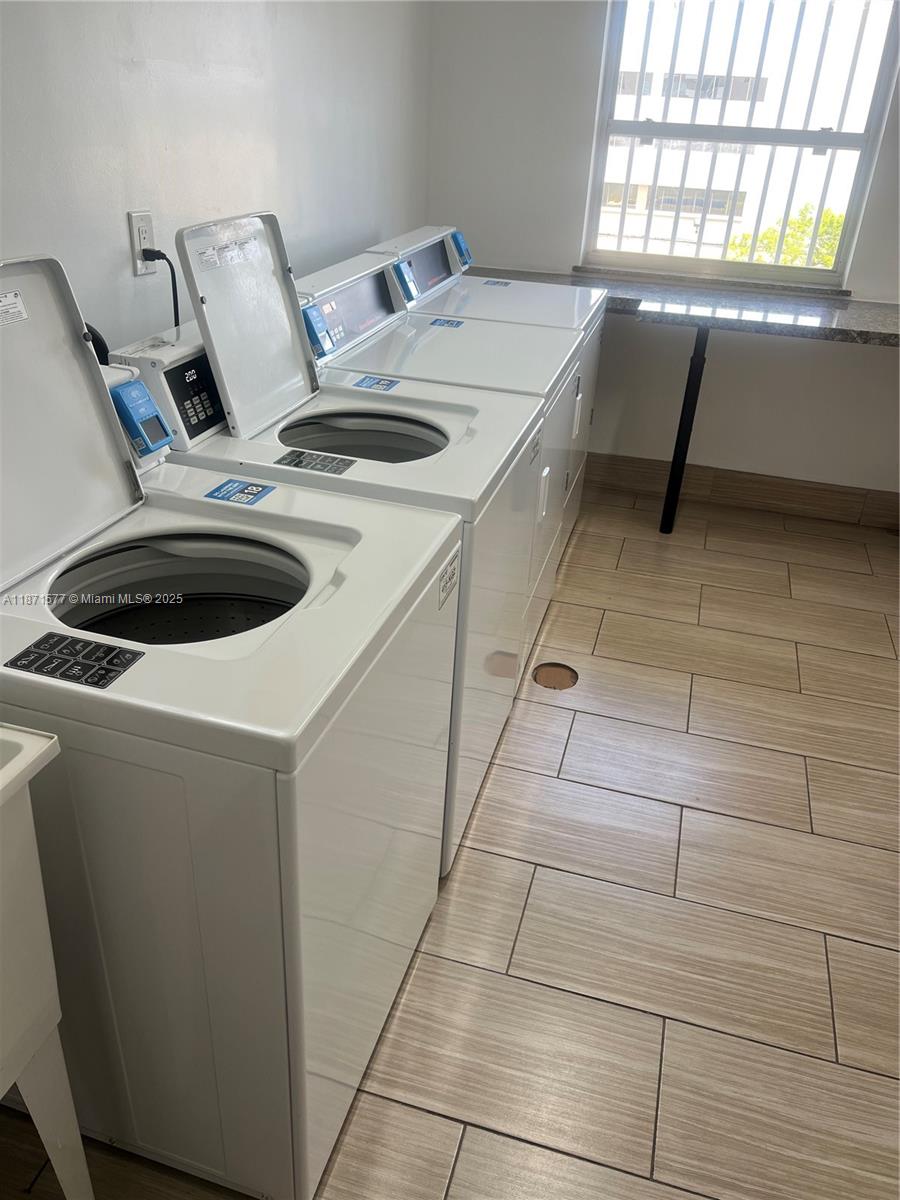 ISLAND PLACE AT NORTH BAY - Residential Lease