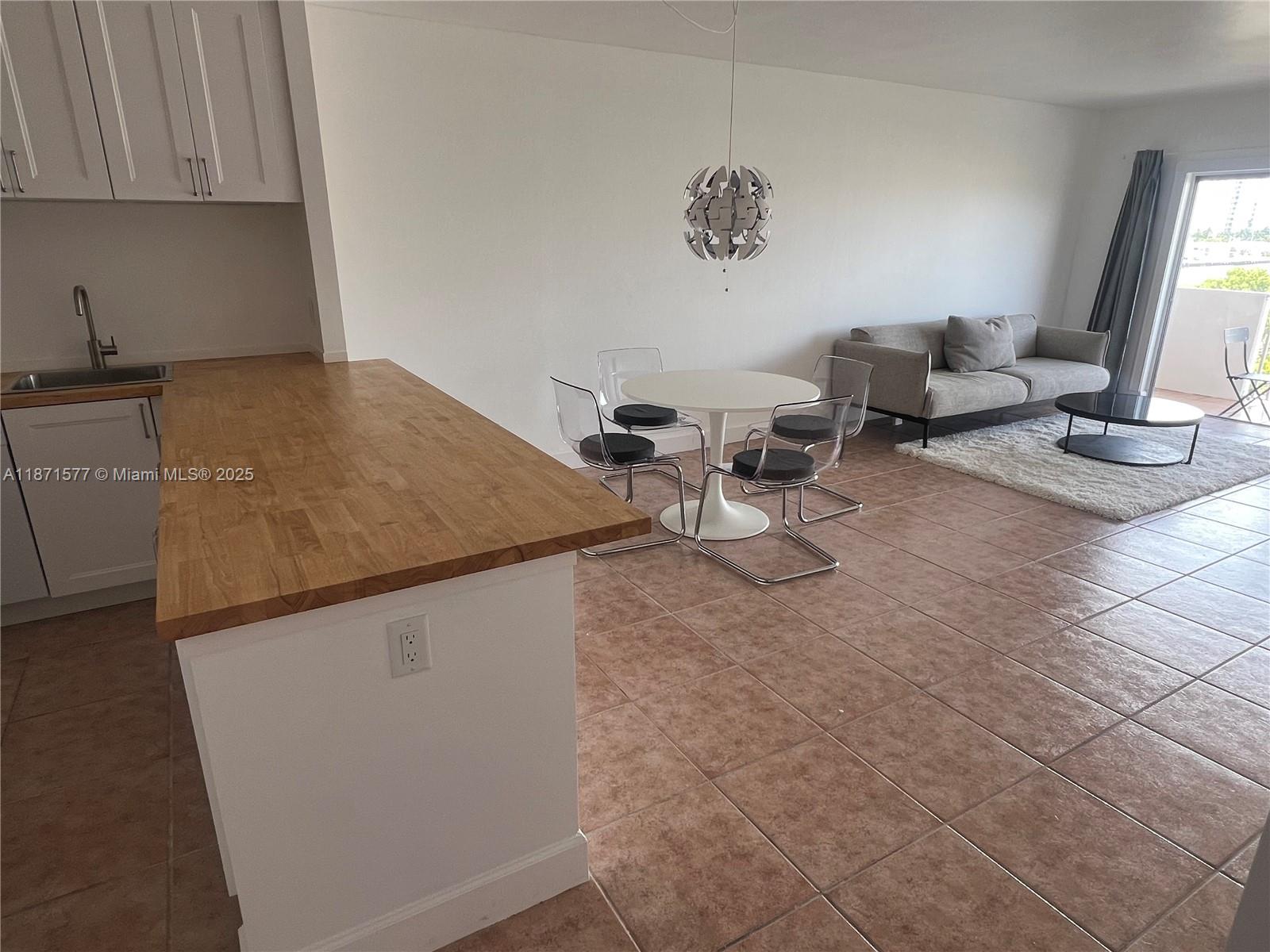 ISLAND PLACE AT NORTH BAY - Residential Lease