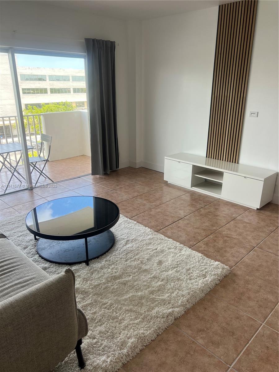 ISLAND PLACE AT NORTH BAY - Residential Lease