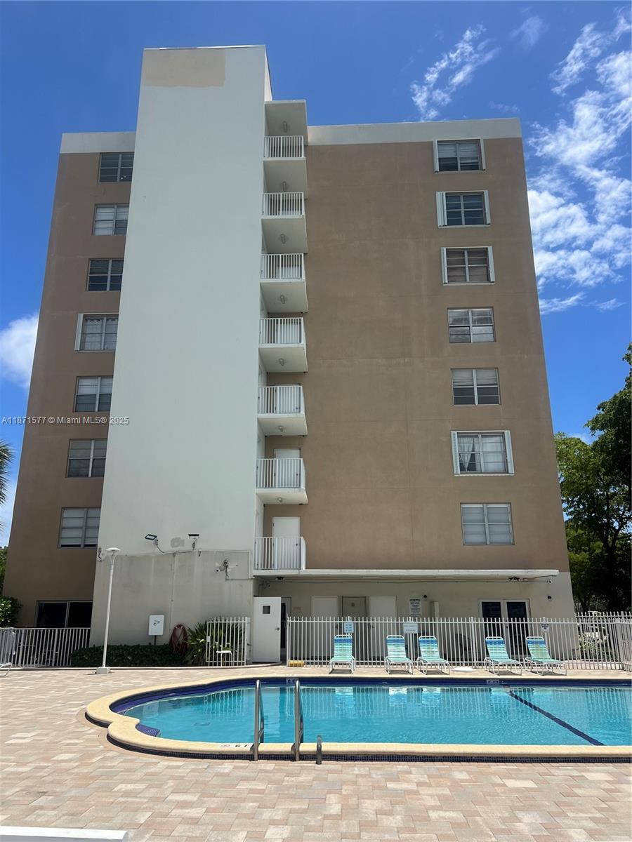 ISLAND PLACE AT NORTH BAY - Residential Lease