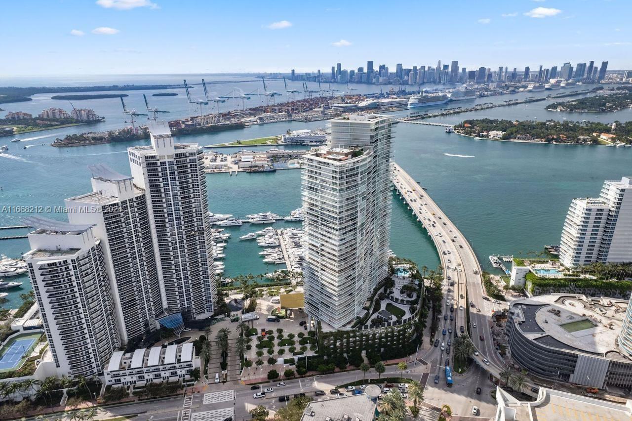 ICON CONDO - Residential