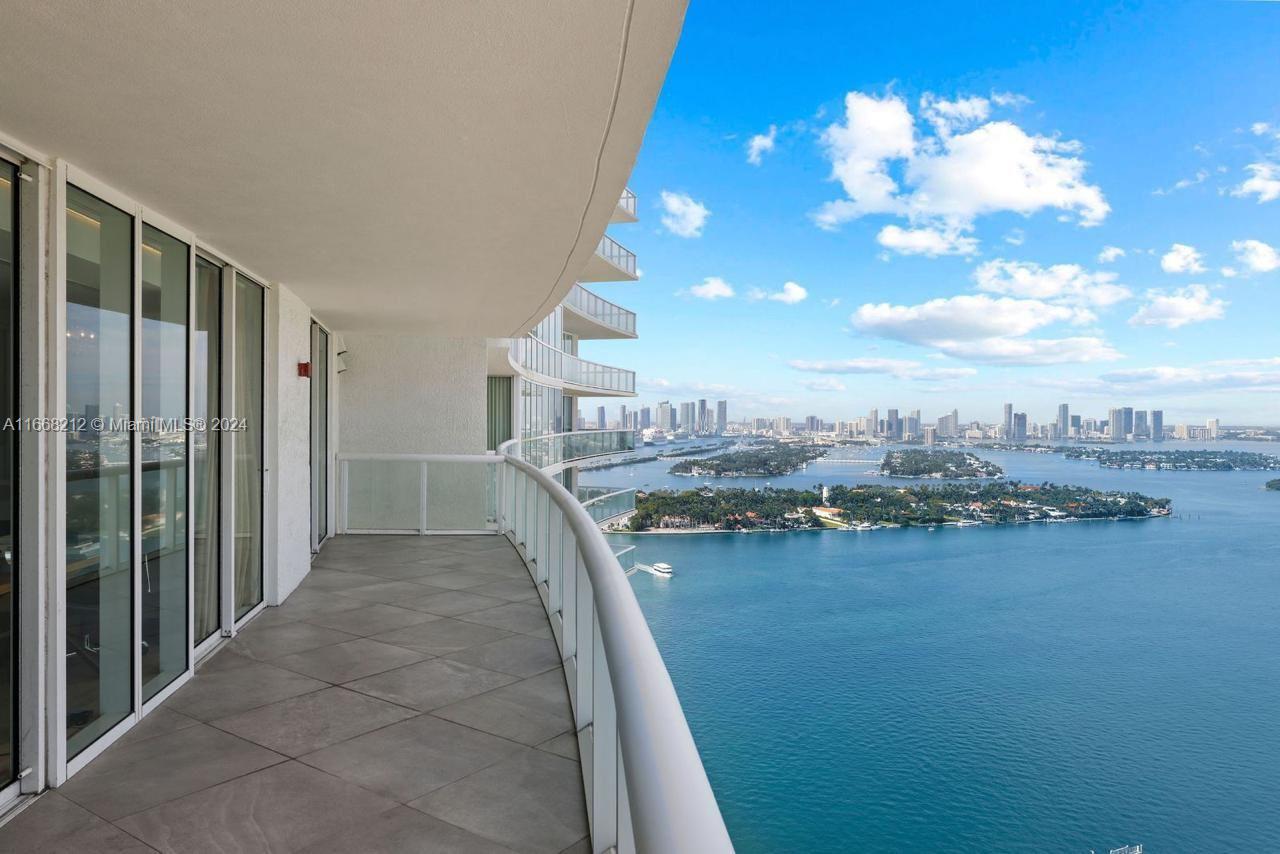 ICON CONDO - Residential