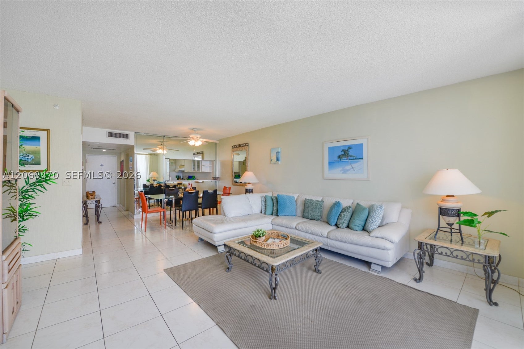 5601 Collins Ave 512