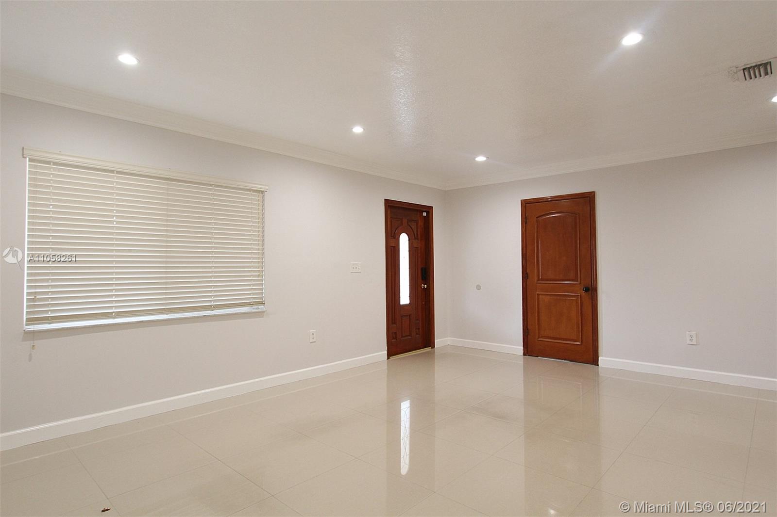 SUNSET HEIGHTS - Residential Lease