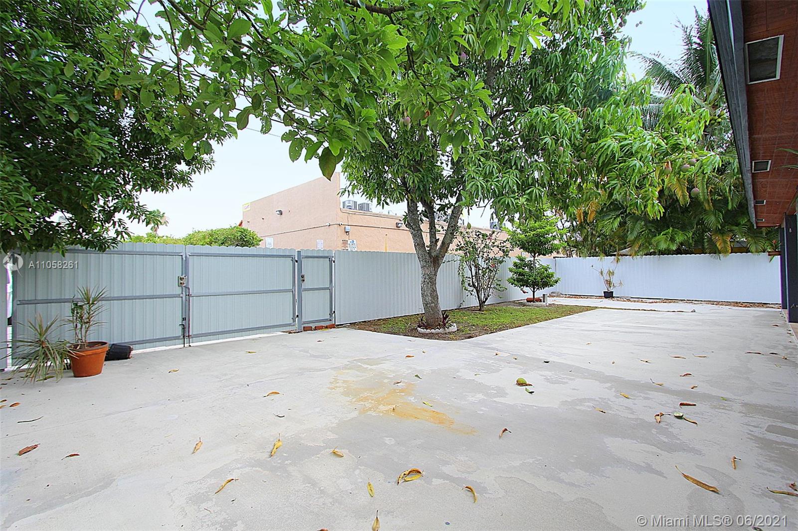 SUNSET HEIGHTS - Residential Lease